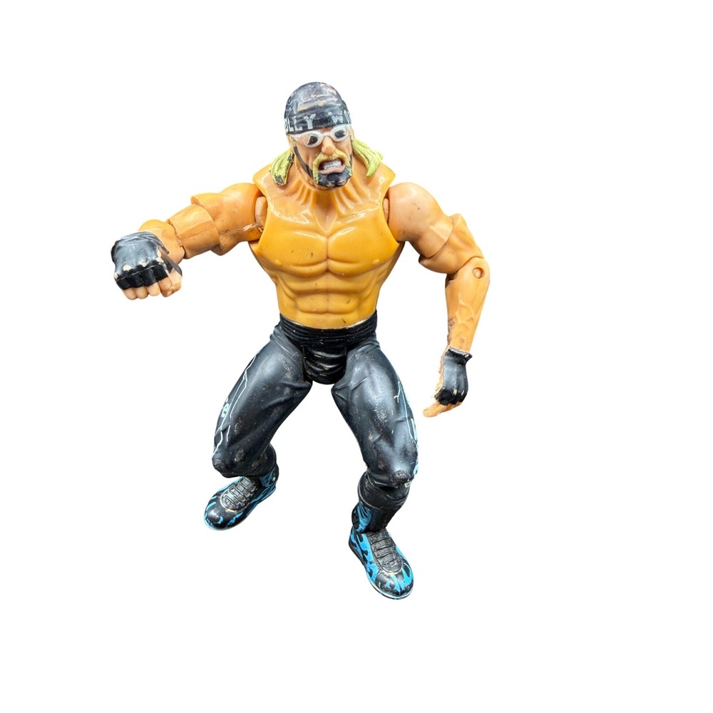 WWE Hollywood Hulk Hogan nWo Action Figure Black Bandana Yellow Torso Toy WCW